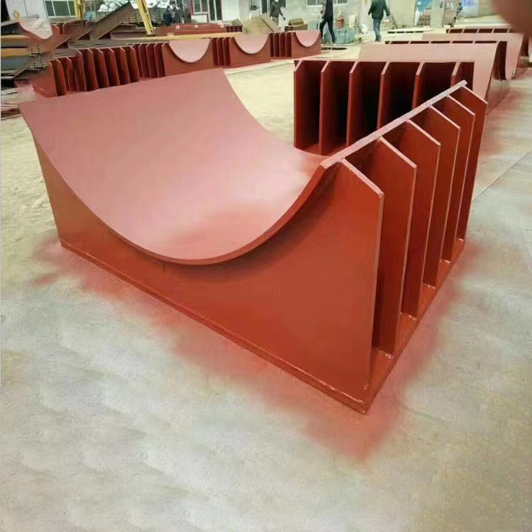 鞍式支座