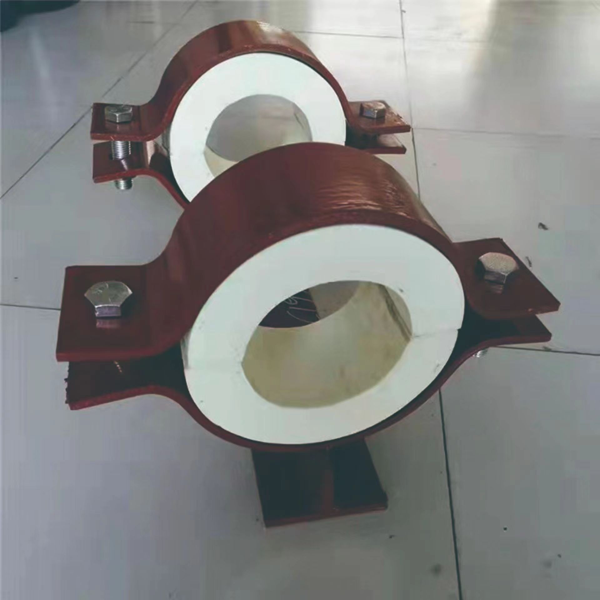 保冷管托
